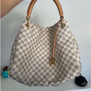 Louis Vuitton damier azur artsy mm purse